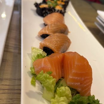 Sun Cuisines - Salmon combo - Thai Near Me - Buffalo, New York