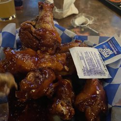 Horse and Cow Pub and Grill - Raspberry chipotle wings 12 piece.