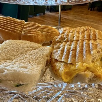 Velvet Terrace - Tea Rooms Near Me - Cecil-Bishop, Pennsylvania