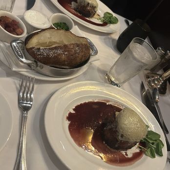 The Capital Grille - Steakhouses Near Me - Naples, Florida The Capital Grille - Steakhouses Near Me - Naples, Florida