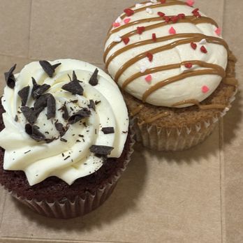 C Adam's Bakery - Red Velvet Cupcake, Cookie Butter Cupcake - Bakeries Near Me - Milwaukee, Wisconsin