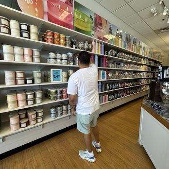 Bath & Body Works - Cosmetics & Beauty Supply Near Me - Jacksonville, Florida