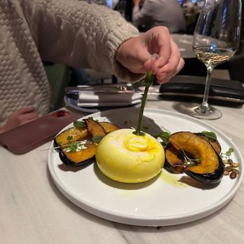 Sheraton Centre Toronto Hotel - $45 burrata?? - Hotels Near Me - Toronto, Ontario Sheraton Centre Toronto Hotel - $45 burrata?? - Hotels Near Me - Toronto, Ontario
