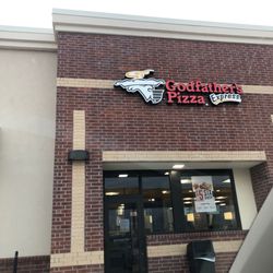 Godfather’s Pizza Express - The outside