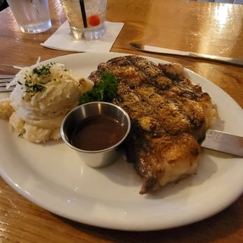 The Corner Grille - Breakfast & Brunch Near Me - College Park, Georgia