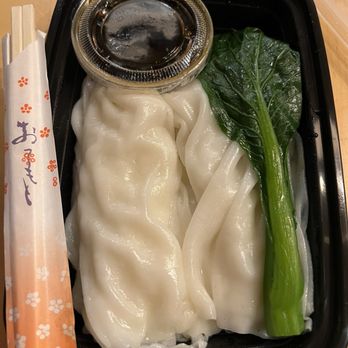 VV Rice Roll - Plain rice noodle $4.99 + tax - Chinese Near Me - East Brunswick, New Jersey VV Rice Roll - Plain rice noodle $4.99 + tax - Chinese Near Me - East Brunswick, New Jersey