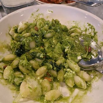 Monteverde - Very bland gnocchetti con pesto - Italian Near Me - Chicago, Illinois Monteverde - Very bland gnocchetti con pesto - Italian Near Me - Chicago, Illinois