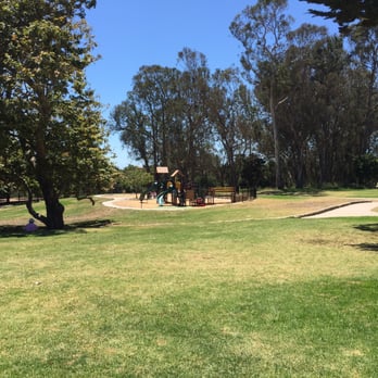 La Mesa Park - Parks Near Me - Santa Barbara, California