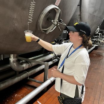 Budweiser Brewery Experience - Beer Tours Near Me - Saint Louis, Missouri