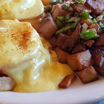 Firehouse Cafe - Eggs Benedict - Breakfast & Brunch Near Me - Los Alamitos, California