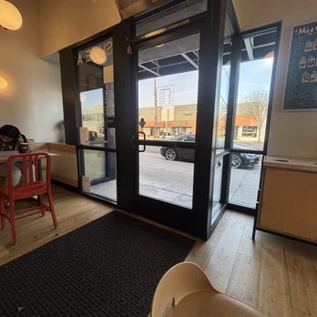 Philz Coffee - Inside - Coffee & Tea Near Me - Long Beach, California