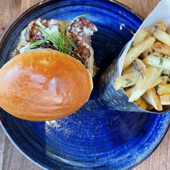 Eureka! - Special burger for St Patrick's Day - American Near Me - Berkeley, California