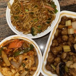 Panda Garden - Vegetable lo mein, Szechuan chicken, and honey chicken