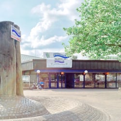 Freizeitbad Reinbek Betriebsgesellschaft mbH - Vorplatz