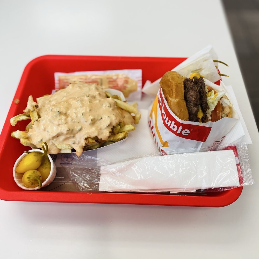 In-N-Out Burger - Burgers Near Me - Oxnard, California In-N-Out Burger - Burgers Near Me - Oxnard, California