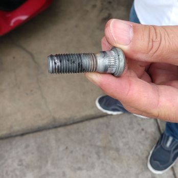 BB Auto Tech Repair - Replaced a screw on the wheel - Auto Repair Near Me - Bell Gardens, California