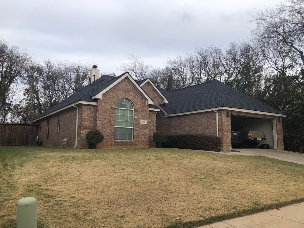 Slide of Valor Roofing Group