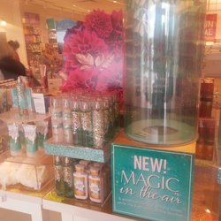 Bath & Body Works