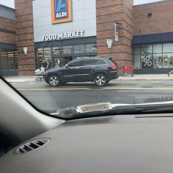 ALDI - Grocery Near Me - Brooklyn, New York ALDI - Grocery Near Me - Brooklyn, New York