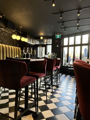 Le Don Restaurant by null