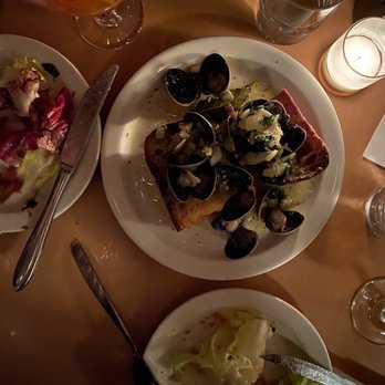 Hart's Restaurant - Clam toast - New American Near Me - Brooklyn, New York