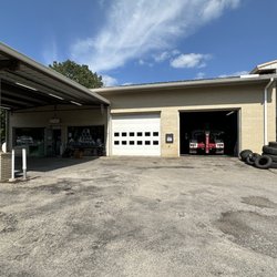 Morris Bros Auto - The tire and gas station.