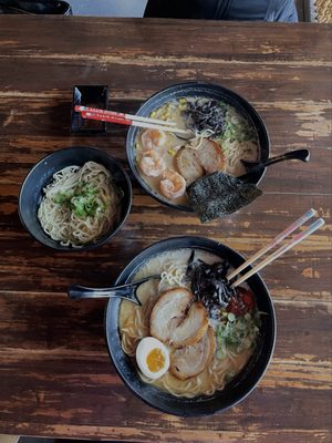 Ramen Jin by null