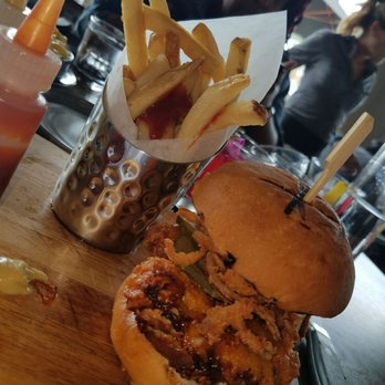 Oak - Chef Z's Hot Chicken Sammich!!!!! - New American Near Me - Laguna Beach, California Oak - Chef Z's Hot Chicken Sammich!!!!! - New American Near Me - Laguna Beach, California