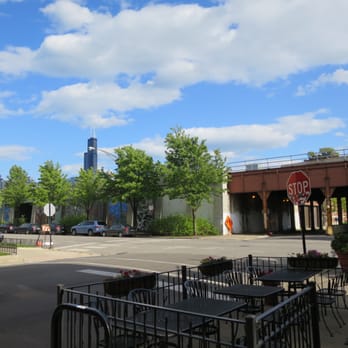 The Aberdeen Tap - View of Willis (i.e., Sears) Tower from the storefront. - Bars Near Me - Chicago, Illinois