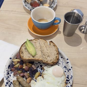 Little Miss Cafe - Breakfast plate and Breakfast Burrito - Cafes Near Me - Los Angeles, California Little Miss Cafe - Breakfast plate and Breakfast Burrito - Cafes Near Me - Los Angeles, California