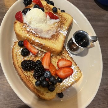 Snooze, an A.M. Eatery - French Toast Neat - Breakfast & Brunch Near Me - Houston, Texas Snooze, an A.M. Eatery - French Toast Neat - Breakfast & Brunch Near Me - Houston, Texas