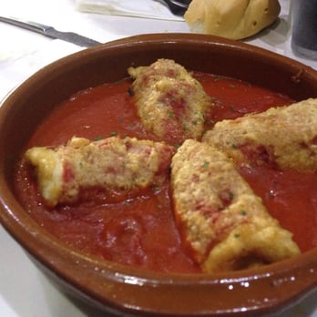 El Bodegón De Olivares - Pimientos de piquillo relleno de bacalao. - Spanish Near Me - El Molar, M El Bodegón De Olivares - Pimientos de piquillo relleno de bacalao. - Spanish Near Me - El Molar, M