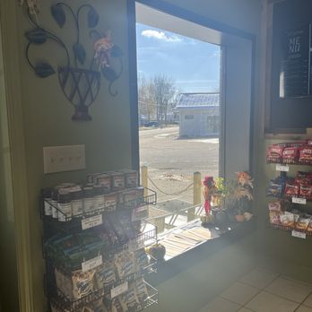 The Kouzina - Inside - Mediterranean Near Me - Huntertown, Indiana