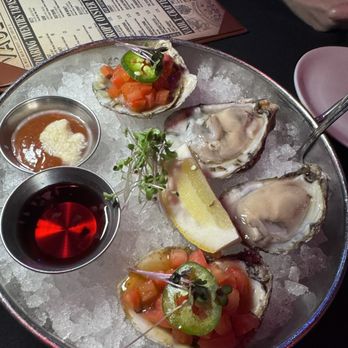 Vault 232 - Oysters 3 - Seafood Near Me - Lake Zurich, Illinois