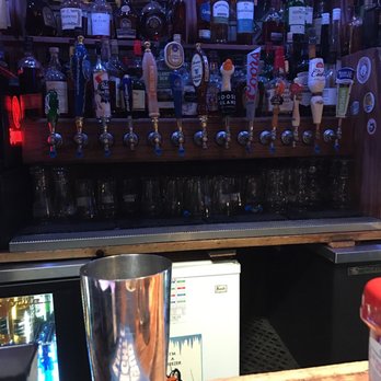 Yer Man's Irish Pub - Irish Pub Near Me - Glendale, New York