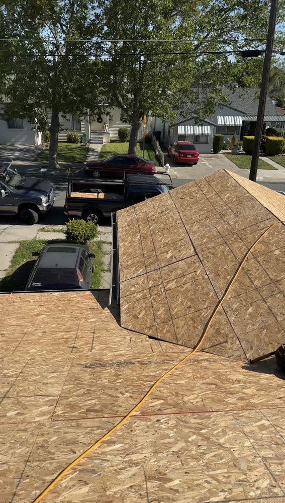 Slide of Ccj Roofing