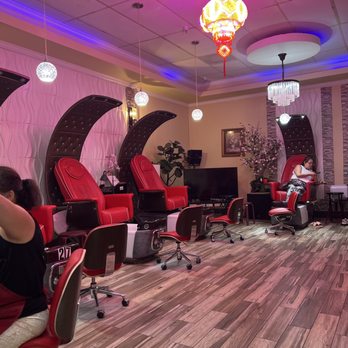 VIP Nails & Spa - Pedicure room and many more. This place is huge. - Nail Salons Near Me - Lodi, California VIP Nails & Spa - Pedicure room and many more. This place is huge. - Nail Salons Near Me - Lodi, California