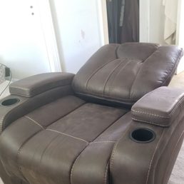The back no longer goes back to a sitting position even when the foot rest is tuck away. The back is broken. The back no longer goes back to a sitting position even when the foot rest is tuck away. The back is broken.