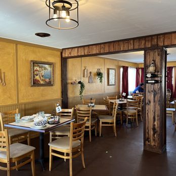 Bella Sera - Dining room - Italian Near Me - Llano, Texas