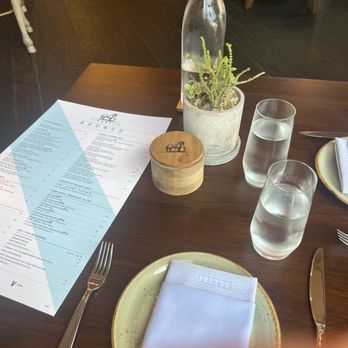 The Pony Room - Table setting - Bars Near Me - Rancho Santa Fe, California The Pony Room - Table setting - Bars Near Me - Rancho Santa Fe, California