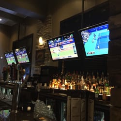 Stonewalls Restaurant - Great TVs for sports