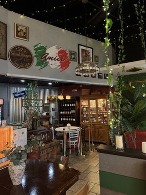 Amici Trattoria Italian by null