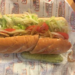 Veggie Sub, with double veggies - best of breed, but that's not saying much! Veggie Sub, with double veggies - best of breed, but that's not saying much!