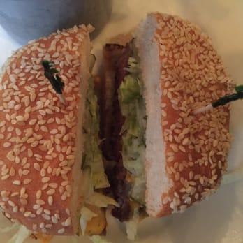 Freemans - Piedmontese cheeseburger.. Oh so many sesame seeds! - Breakfast & Brunch Near Me - New York, New York Freemans - Piedmontese cheeseburger.. Oh so many sesame seeds! - Breakfast & Brunch Near Me - New York, New York