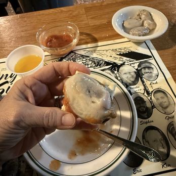 Sunny Side Oyster Bar - Oysters!!!!! - Seafood Near Me - Williamston, North Carolina Sunny Side Oyster Bar - Oysters!!!!! - Seafood Near Me - Williamston, North Carolina