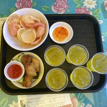 Singapore's Banana Leaf - Mango Juice with some sides - Singaporean Near Me - Los Angeles, California Singapore's Banana Leaf - Mango Juice with some sides - Singaporean Near Me - Los Angeles, California