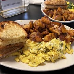 Blackbird Cafe - Goat Cheese & Scallion Scramble