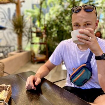 Jazamango Cafe - Enjoying a chai latte - Breakfast & Brunch Near Me - Todos Santos, BCS Jazamango Cafe - Enjoying a chai latte - Breakfast & Brunch Near Me - Todos Santos, BCS