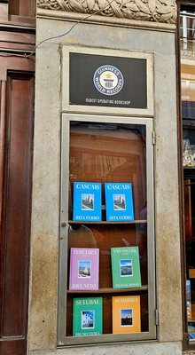Livraria Bertrand - Chiado by null