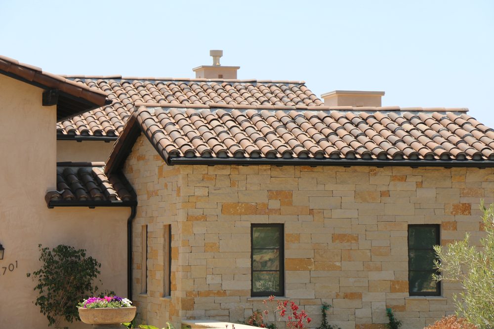 Slide of August Roofing & Solar